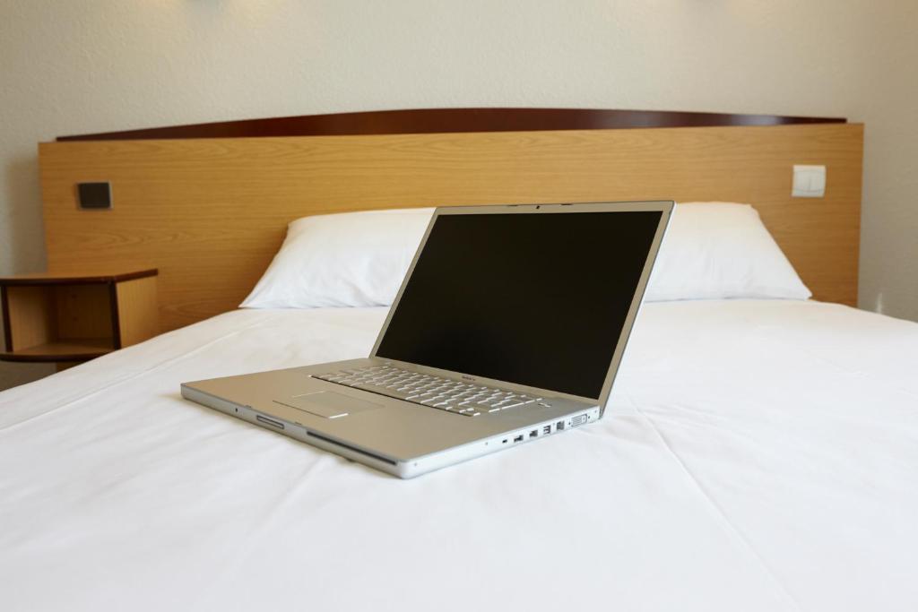 Campanile Paris Ouest -